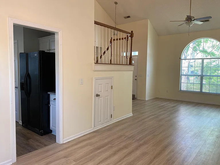 1287 Horseshoe Bnd — Photo 4