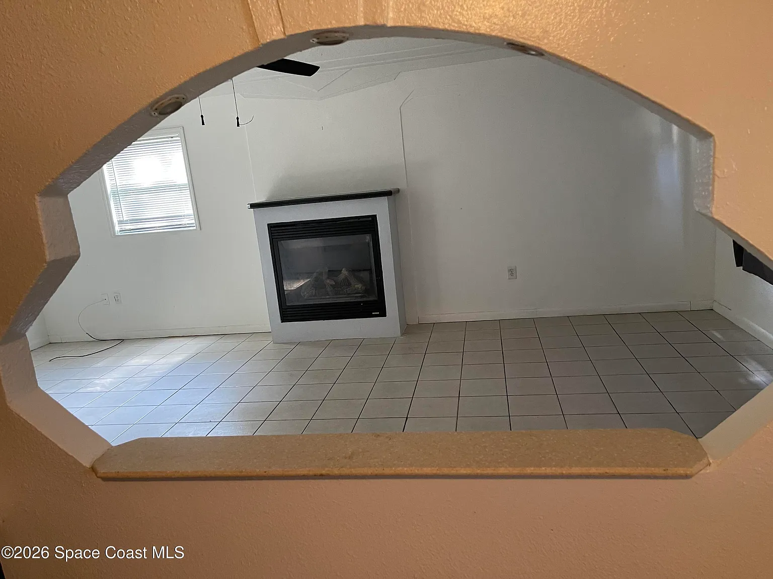 3 bed, 2.0 bath, 1118 sqft, $1,800 — Photo 4