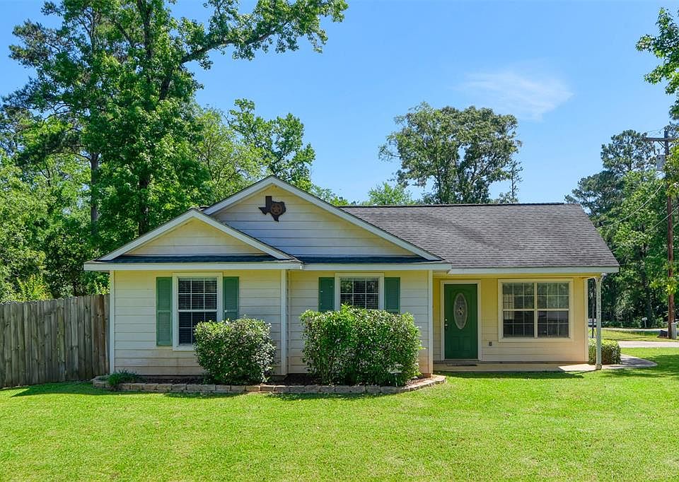 1st image of 10623 Royal Magnolia Dr