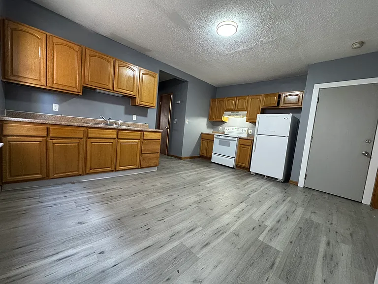 161-1 S Wilcox St #1S — Photo 6