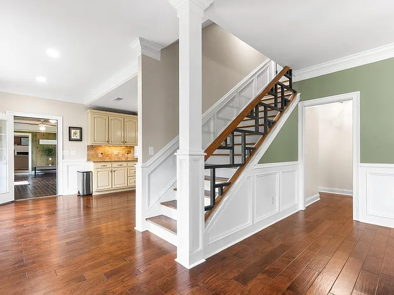 633 Thompson Mill Rd — Photo 12