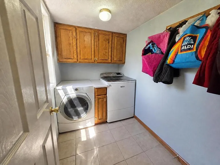 4940 Hobbs Rd — Photo 6