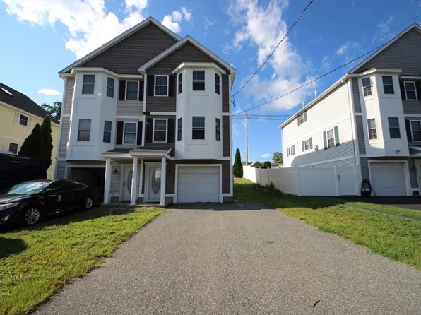 99 Manchester St #A, Lowell, MA 01852