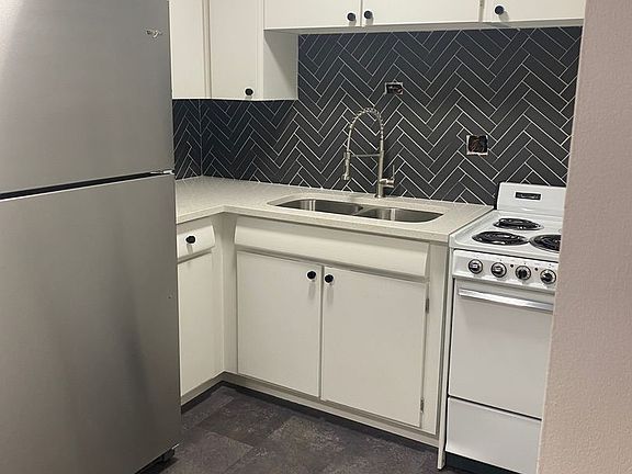 4th image of 720 Washington Blvd APT 103