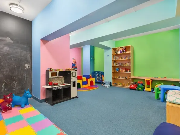 347 West 57th Street 8-A image 32 of 33