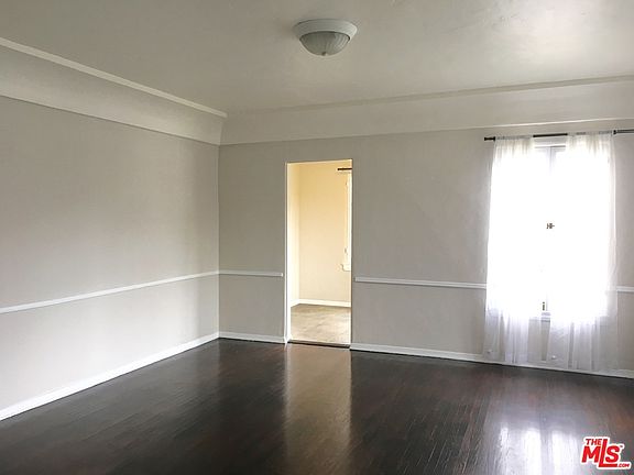 4th image of 373 S Crescent Heights Blvd