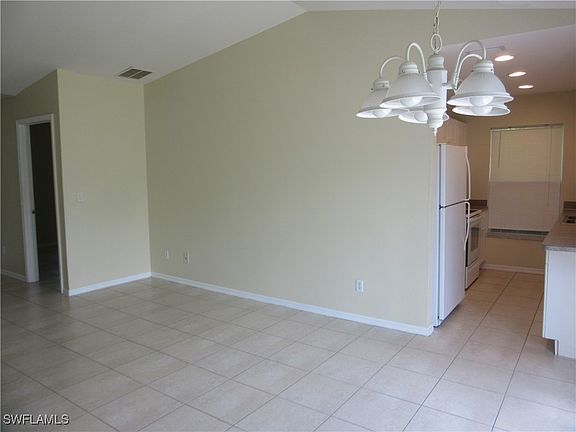 5th image of 4645/4647 30th St SW