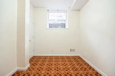 Rented by Key City Capital Inc