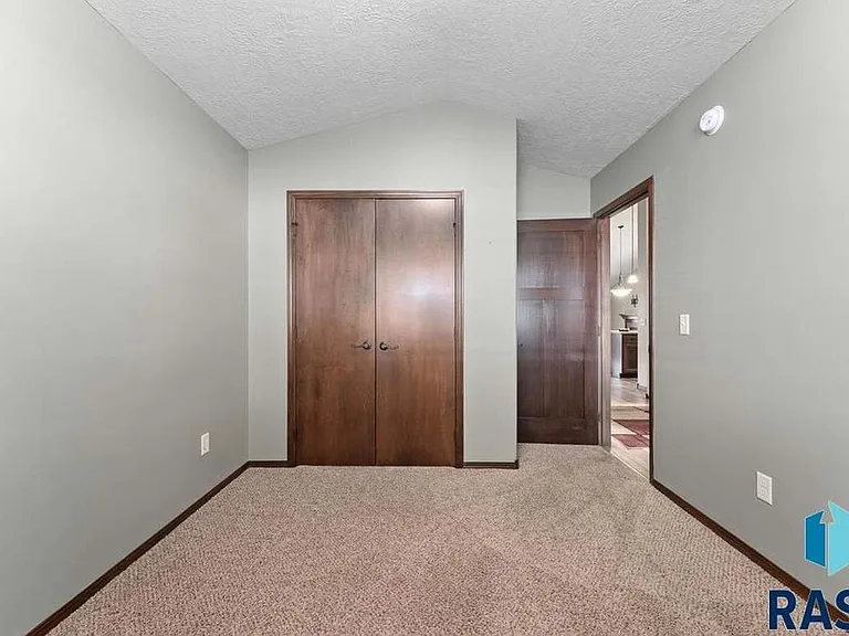 3005 E Buckingham St #3005 — Photo 9