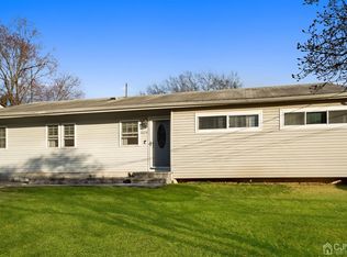 3104 Bordentown Ave, Parlin, NJ 08859