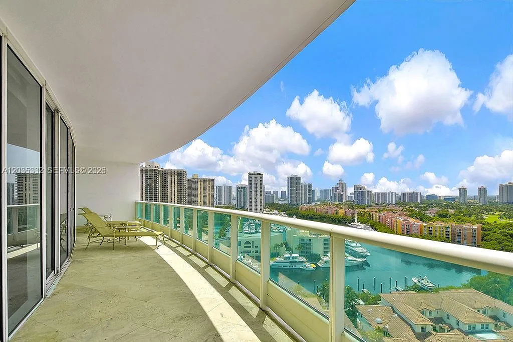 2 bed, 2400 sqft, $12,000 — Photo 2