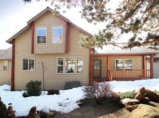 17555 Mountain View Rd, Sisters, OR 97759
