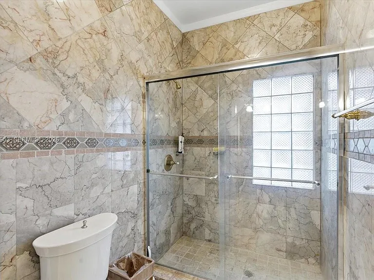 1249 Biscaya Dr — Photo 45