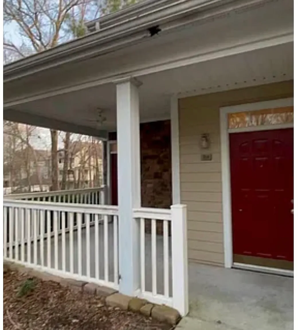 3 bed, 2050 sqft, $2,700 — Photo 4