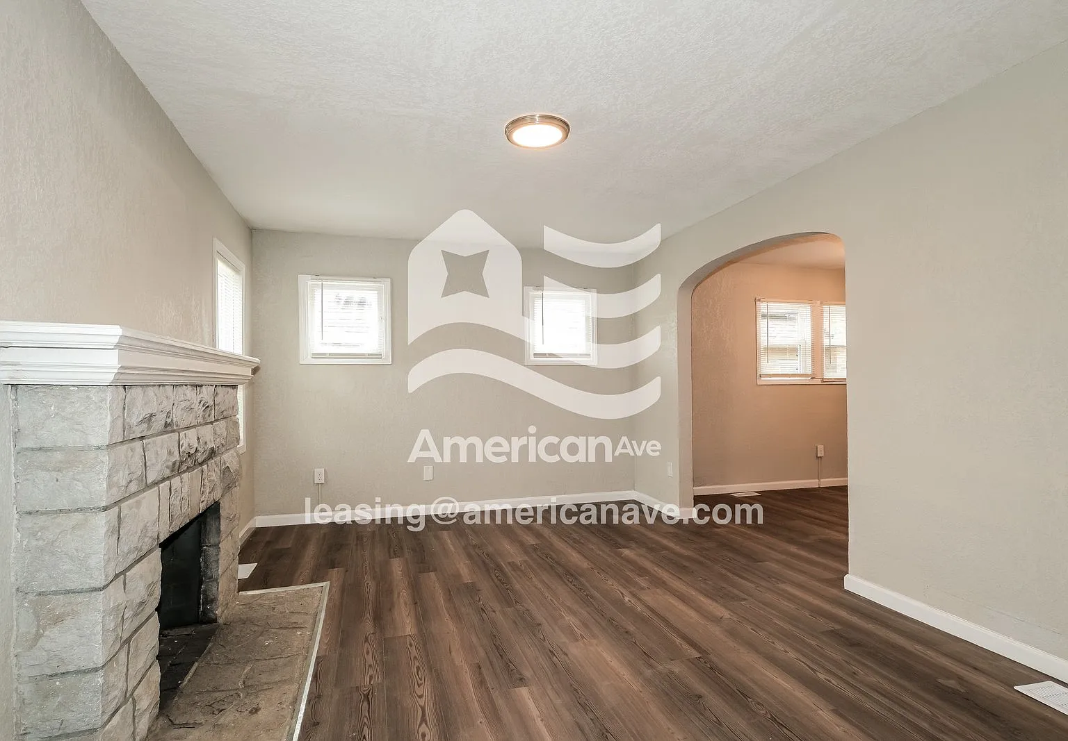 2 bed, 1.0 bath, 1056 sqft, $1,350 — Photo 3
