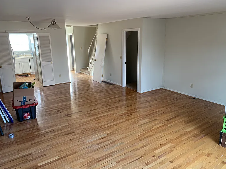 4886 Dierker Rd — Photo 6