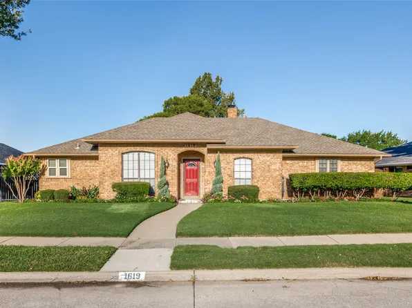1619 Silverleaf Dr, Carrollton, TX 75007