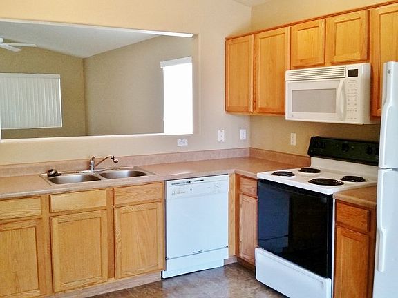 2nd image of 30626 N Sunray Dr
