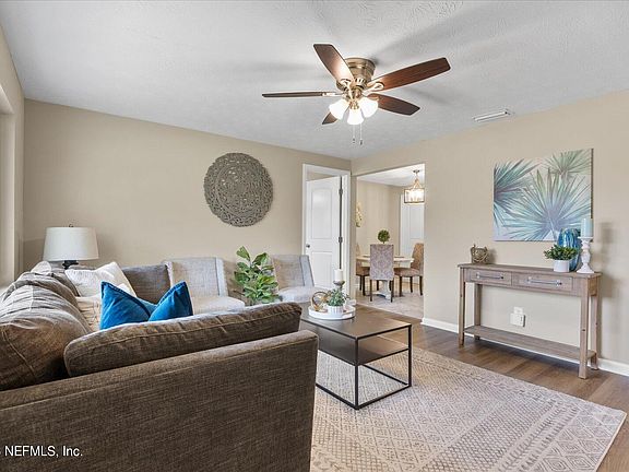 3rd image of 416 JANELL Drive