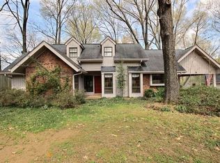 154 W Pecan Valley St, Collierville, TN 38017