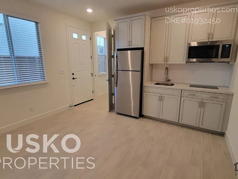 6064 Oberlander Dr #A — Photo 4