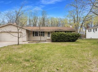 1875 Lardie Rd, Traverse City, MI 49696