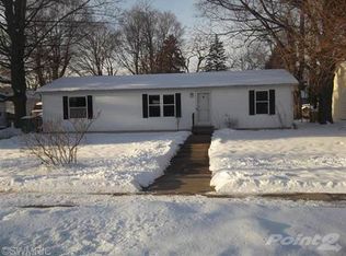 212 W Sherwood St, Decatur, MI 49045