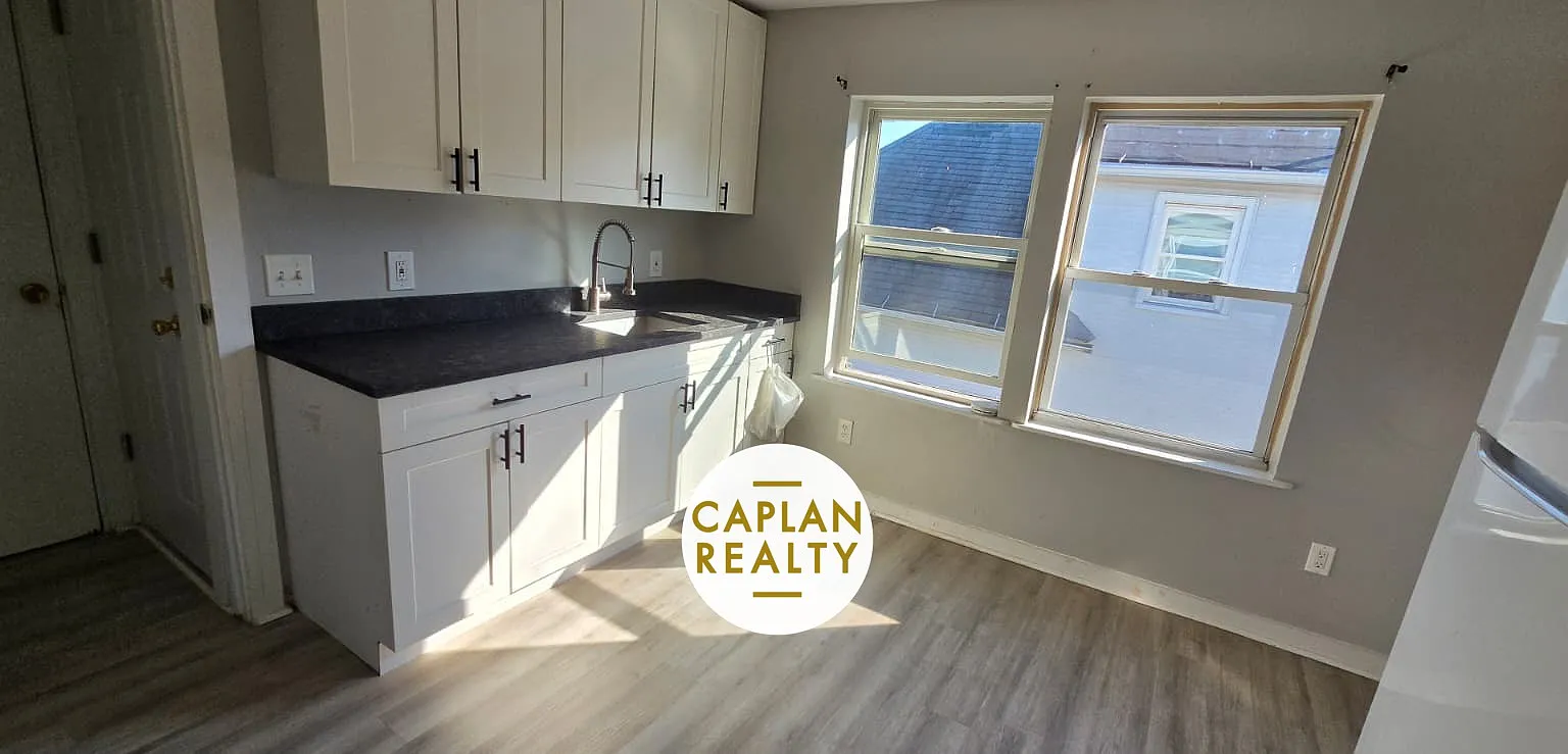 2 bed, 1000 sqft, $1,700 — Photo 4