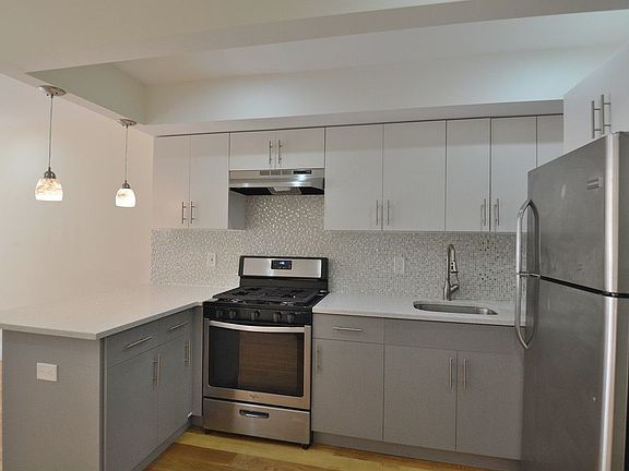 5th image of 23 Fayette St #2B