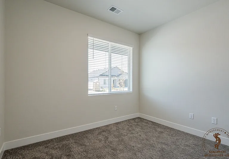 2454 Hamilton Rd #B — Photo 21