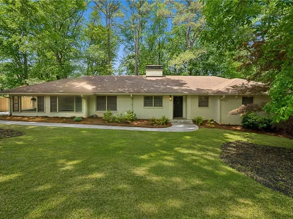 6748 Brandon Mill Rd, Sandy Springs, GA 30328