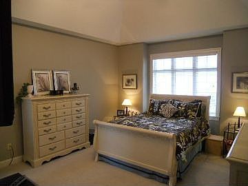 5th image of 324 Glyn Tawel Dr