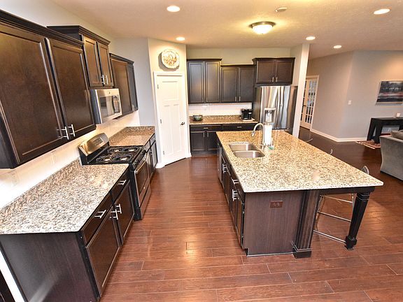 5th image of 2642 Hadley Grove South Dr