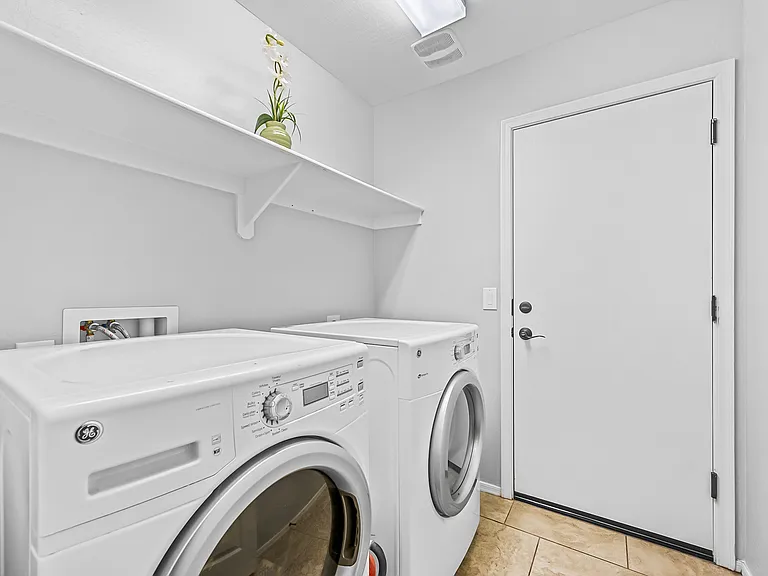 5032 S Curie Way — Photo 1