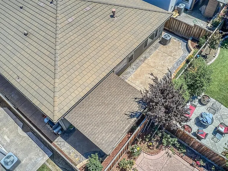 N San Remo Ln — Photo 35