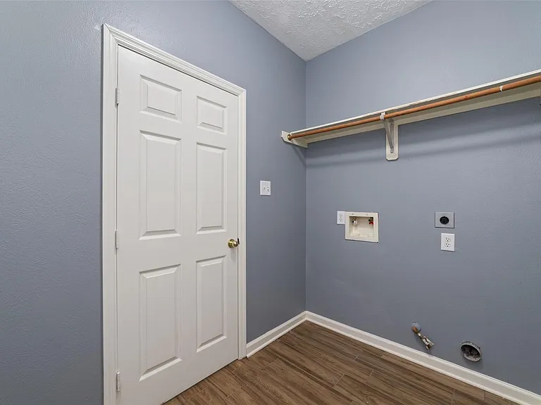 3130 Orchard Bend Dr — Photo 15