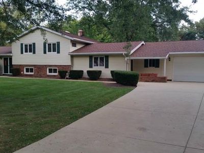 2491 Parsons Dr, Willoughby, OH, 44094