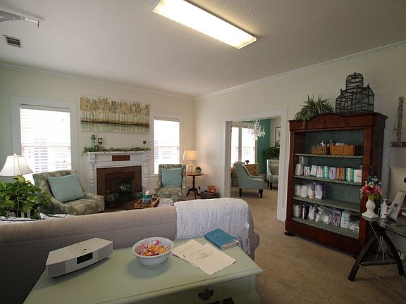 3rd image of 6 E Grady St #1
