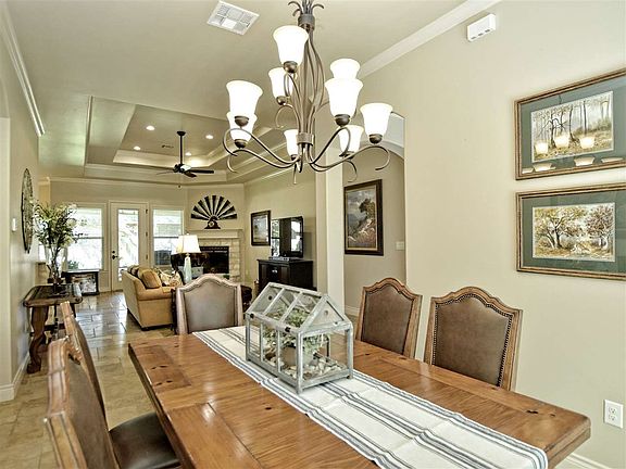 4th image of 342 Mahan St