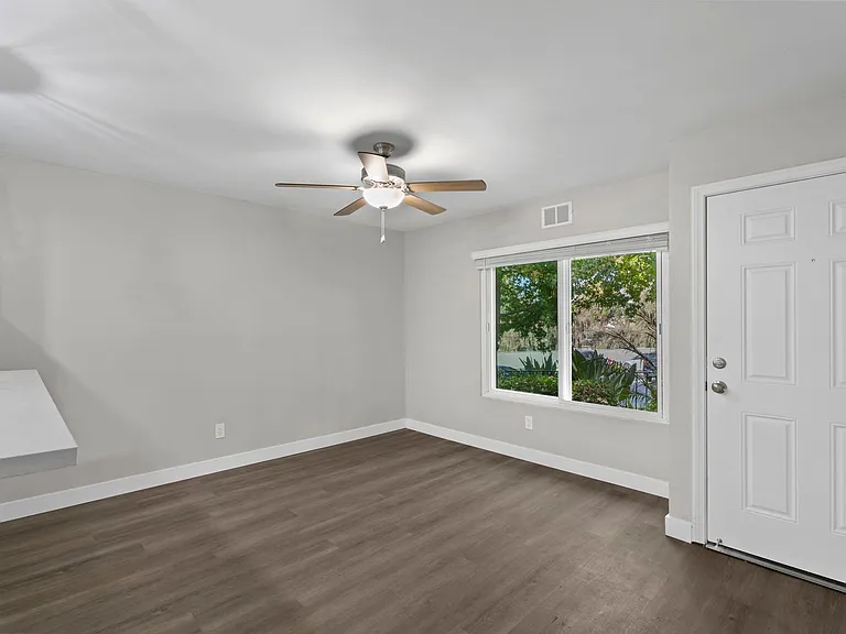 Point Loma Bay Apartments | Coastal Living Near the Beach — Photo 88