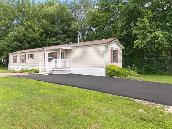 75 Dart Drive, Salem, NH 03079