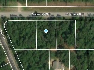 801 Moonstone Blvd, Horseshoe Bend, AR 72512