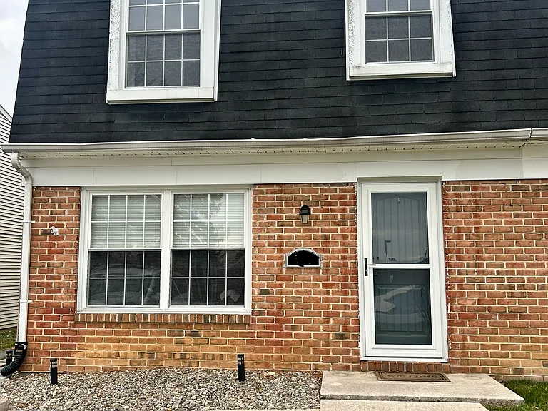580 Hammond Ave #1 — Photo 1