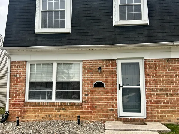 580 Hammond Ave #1, Hanover, PA 17331