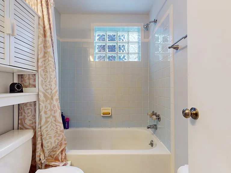 3502 Stark St — Photo 12