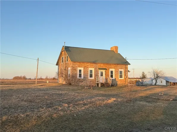 30 Hamilton Smith Rd, Hammond, NY 13646
