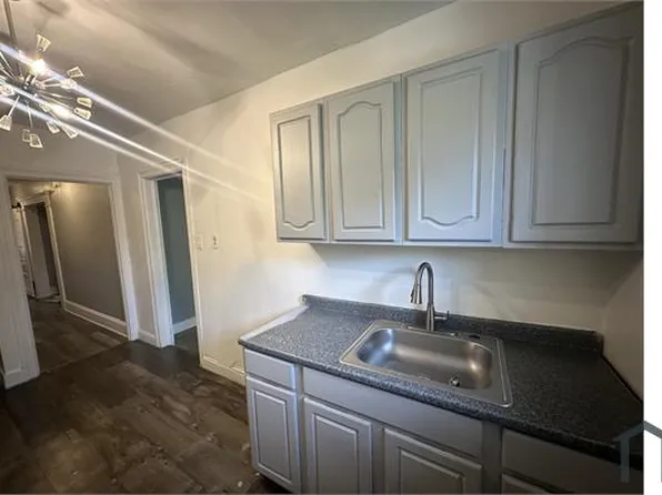 6508 N 7th St APT 2, Philadelphia, PA 19126