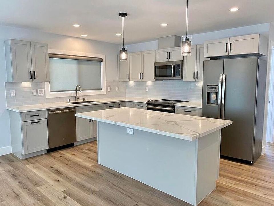 1st image of 3550 Kaimuki Ave #2