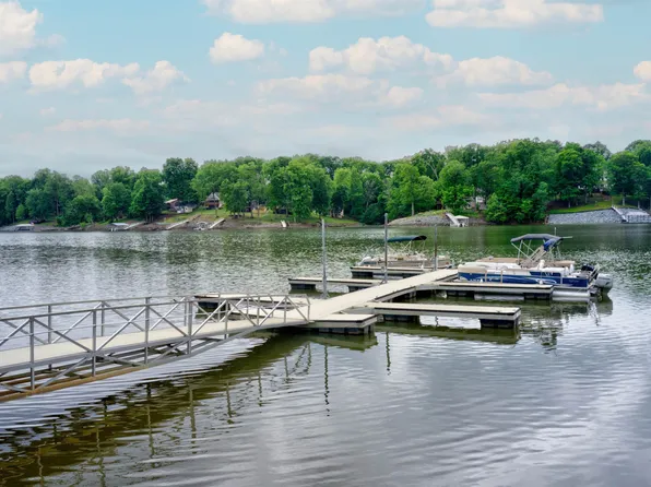 30 Ferry Hill Trl #30, Clarksville, VA 23927