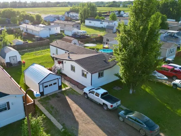 10510 E 102nd St, Mackenzie County, AB T0H 2H0